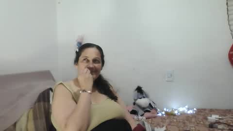 Snapshot of xime5144838 chatting on September 18, 2025, 12:12 am Ximena online show from September 18, 2025, 12:12 am