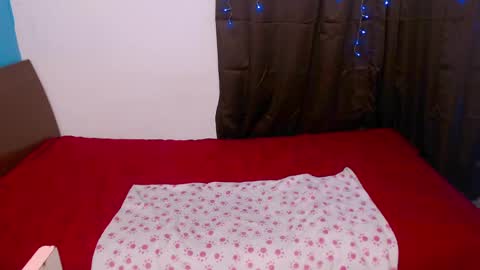 Snapshot of xime_collin77 chatting on October 11, 2025, 12:54 am Mistress Ana and Slave Ximena online show from October 11, 2025, 12:54 am