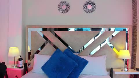 Xime  online show from March 29, 2026, 4:01 am