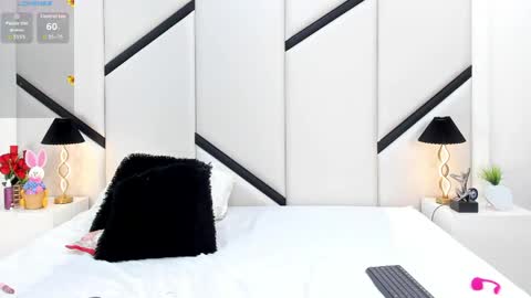 ximenacosta online show from April 20, 2026, 11:46 am