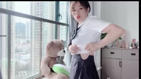 xinbao799322 online show from October 17, 2025, 9:01 am