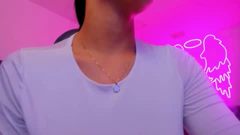 Snapshot of xiomara_cortes chatting on November 27, 2025, 12:07 pm xiomara_cortes online show from November 27, 2025, 12:07 pm