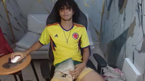 xion_ez online show from April 22, 2026, 8:43 pm