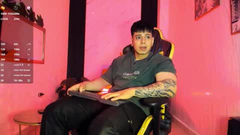      online show from October 22, 2025, 12:16 pm