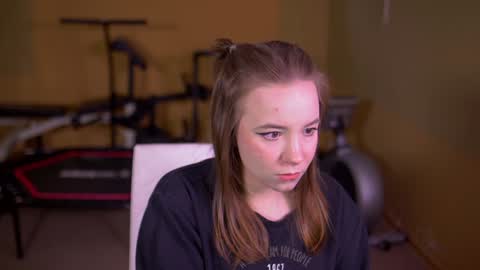 xlanabunny online show from December 7, 2024, 10:45 am