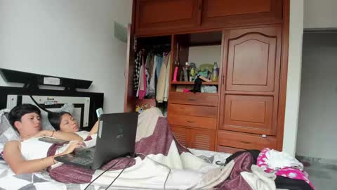 Snapshot of xlatin_girlssx chatting on December 15, 2024, 3:42 pm We are Lana. the one with short hair and vanessa girl with long hair online show from December 15, 2024, 3:42 pm