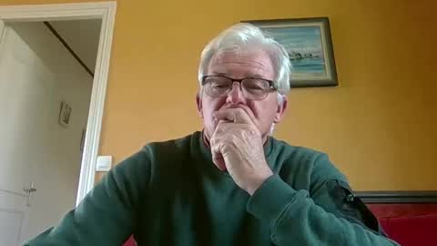 xmaeg3 online show from November 18, 2025, 9:03 am