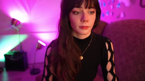 Bella Bondai online show from December 7, 2024, 12:45 pm