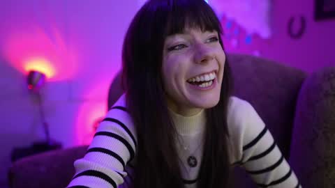 Bella Bondai online show from February 19, 2025, 9:17 am