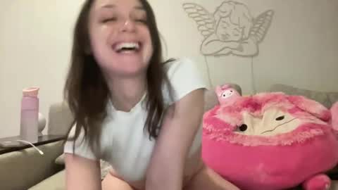 Snapshot of xoxo_roseee chatting on February 19, 2025, 4:23 am xoxo rosee online show from February 19, 2025, 4:23 am