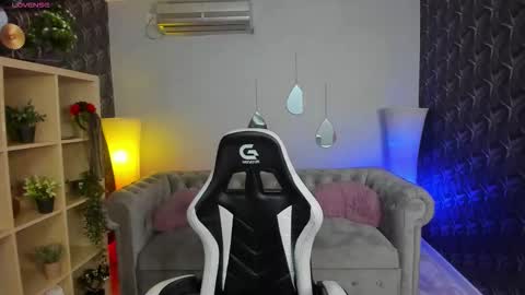 xpuka online show from January 9, 2026, 5:37 pm