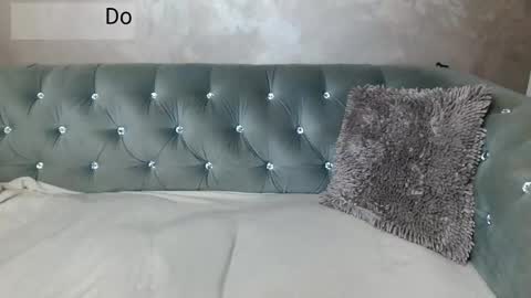 xqueencarox online show from November 1, 2025, 1:51 am