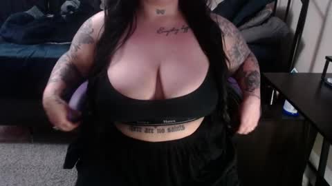 Snapshot of xrileyschembri chatting on February 15, 2025, 2:04 am xorileyschembri online show from February 15, 2025, 2:04 am