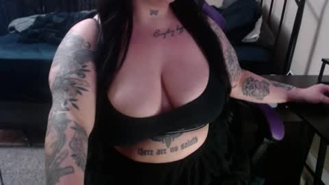 Snapshot of xrileyschembri chatting on February 19, 2025, 2:12 am xorileyschembri online show from February 19, 2025, 2:12 am