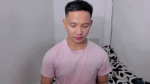 xsebastian19 online show from January 9, 2025, 2:43 am