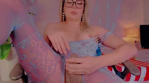 Michelle online show from March 3, 2025, 11:11 am