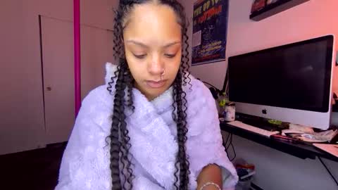 xStarGazingx online show from October 31, 2025, 8:04 am