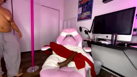 xStarGazingx online show from November 6, 2025, 11:04 pm