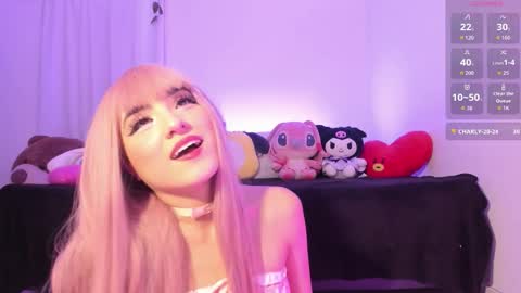 xsussan online show from September 11, 2025, 9:37 pm