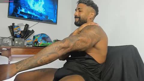 Stipp3r online show from November 11, 2025, 2:06 pm