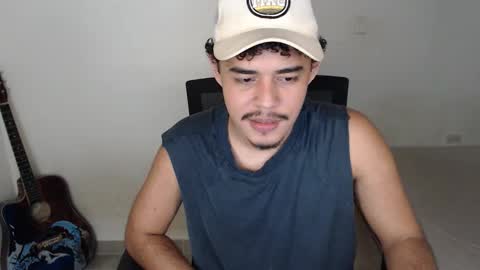 xtranherr online show from November 13, 2025, 2:10 am