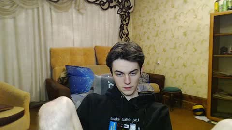 traqqq online show from December 14, 2024, 9:13 pm