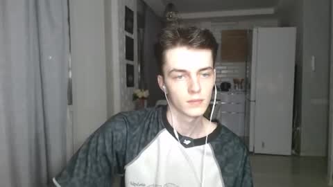 traqqq online show from July 6, 2026, 7:16 pm