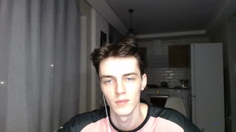 traqqq online show from July 10, 2026, 6:54 pm