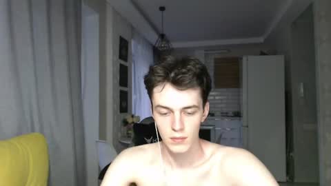 traqqq online show from July 28, 2026, 4:39 pm