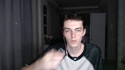 traqqq online show from August 1, 2026, 6:29 pm