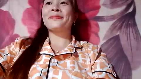 xuxulove00 online show from October 10, 2025, 12:26 pm