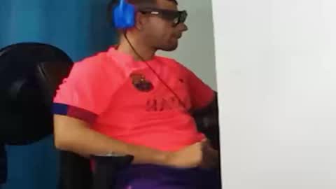 xuyeeg online show from January 7, 2025, 1:49 am