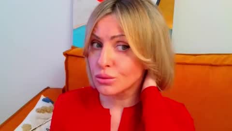 xvaleriax0 online show from February 17, 2026, 4:57 pm