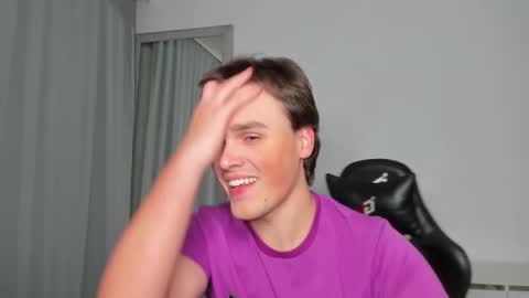 raul online show from September 18, 2025, 2:13 am