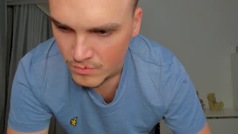 raul online show from November 24, 2025, 8:41 pm