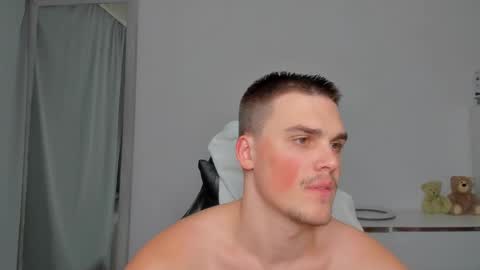 raul online show from November 30, 2025, 7:34 am