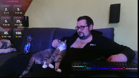 xxevoker online show from October 30, 2025, 11:44 am