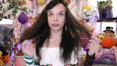 Haylee Marie  online show from October 19, 2025, 11:05 pm