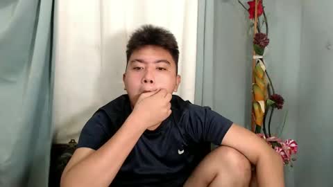 Loyd online show from December 30, 2024, 5:13 pm