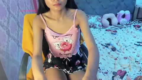 Snapshot of xxkayjeanxx chatting on June 11, 2026, 9:35 pm Aya online show from June 11, 2026, 9:35 pm