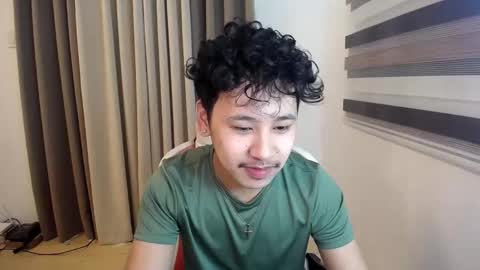 Snapshot of xxkelly0125xx chatting on January 12, 2025, 10:33 pm John online show from January 12, 2025, 10:33 pm