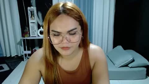 Snapshot of xxkylie_smithxx chatting on December 14, 2025, 10:42 am Kylie Smith online show from December 14, 2025, 10:42 am