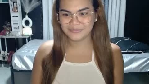 Snapshot of xxkylie_smithxx chatting on June 19, 2026, 10:19 am Kylie Smith online show from June 19, 2026, 10:19 am