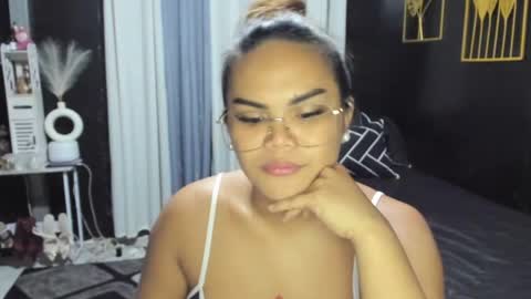 Snapshot of xxkylie_smithxx chatting on June 27, 2026, 12:22 pm Kylie Smith online show from June 27, 2026, 12:22 pm