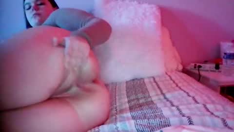 xxlenaxx1 online show from March 19, 2026, 9:19 pm