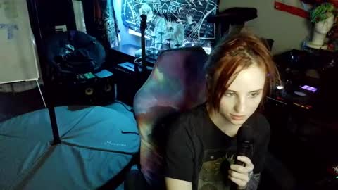 Lilith online show from April 21, 2026, 1:42 am