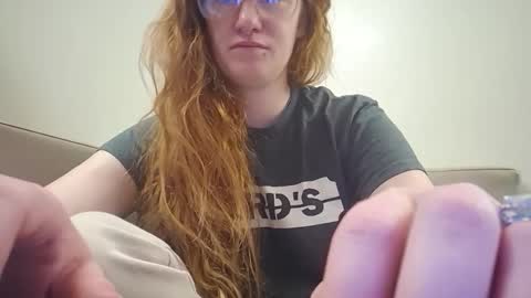 xxmariebliss online show from April 21, 2026, 2:56 pm