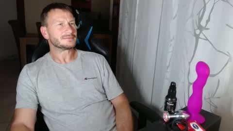 xxmettexx online show from September 28, 2025, 8:25 pm