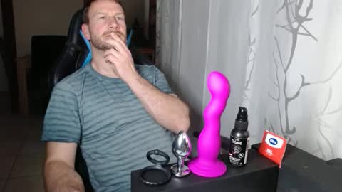 xxmettexx online show from April 12, 2026, 8:03 pm