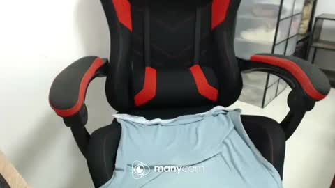 Snapshot of xxmonsterbigcockxx chatting on October 23, 2025, 2:00 am Kaycee online show from October 23, 2025, 2:00 am